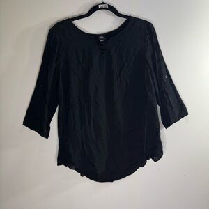 Torrid Black Crinkle Gauze Roll-Tab Sleeve Blouse Women’s 1X